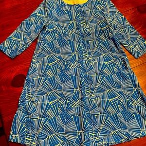 Girl’s Vineyard Vines Dress, youth medium